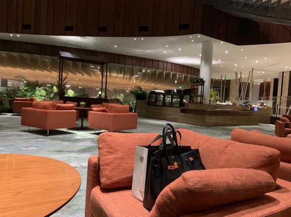 Phú bà fake chia sẻ bí kíp phông bạt và trải nghiệm 21 ngày sống sang chảnh như người có tiền khiến cõi mạng trầm trồ-2