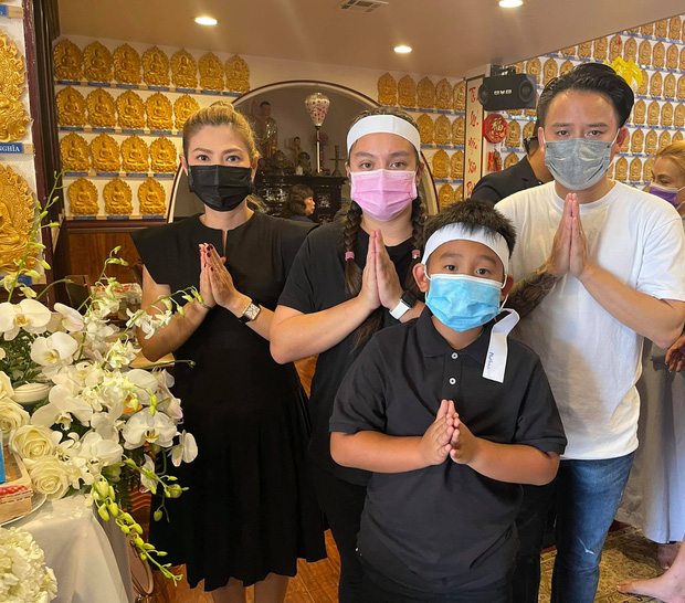 Lễ cúng thất đầu của ca sĩ Phi Nhung ở Mỹ: Con gái ruột và vợ cũ Bằng Kiều đội tang, Thanh Thảo - Thu Hoài cùng dàn sao Việt đến chia buồn-10