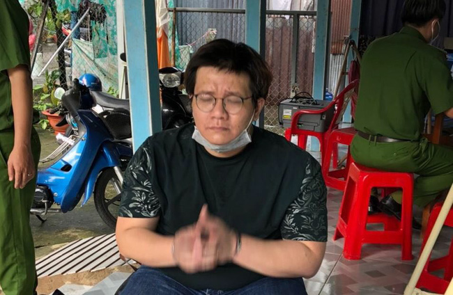 Nhâm Hoàng Khang lên mạng nói đạo lý, mấy tiếng sau thì bị công an bắt-1