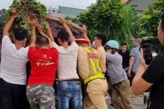 Bắc Ninh: Xe con 