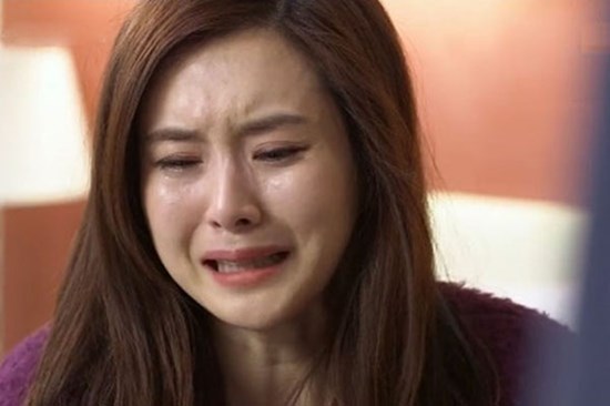 Bạn thân ngoại tình với chồng tôi, tôi cướp chồng cô ấy để trả thù