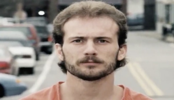 Khi đàn bà đứng núi này trông núi nọ: Thấy hàng xóm giàu có liền quay sang tán tỉnh, giết luôn chồng nhưng nào lừa phỉnh được ai-3