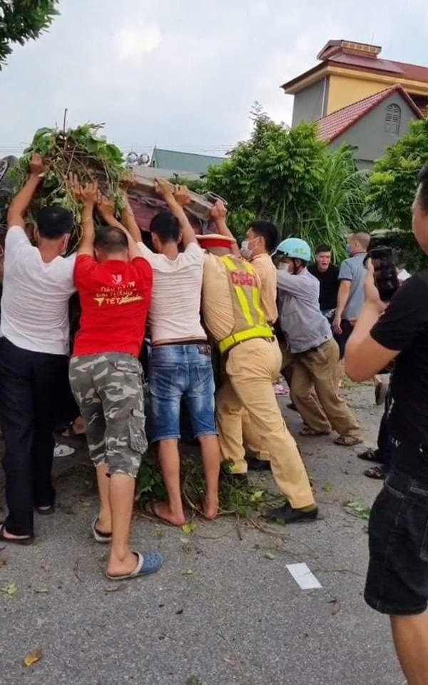 Vụ tai nạn khiến nhóm Youtuber thương vong ở Bắc Ninh: Nam OK là người cầm lái-3