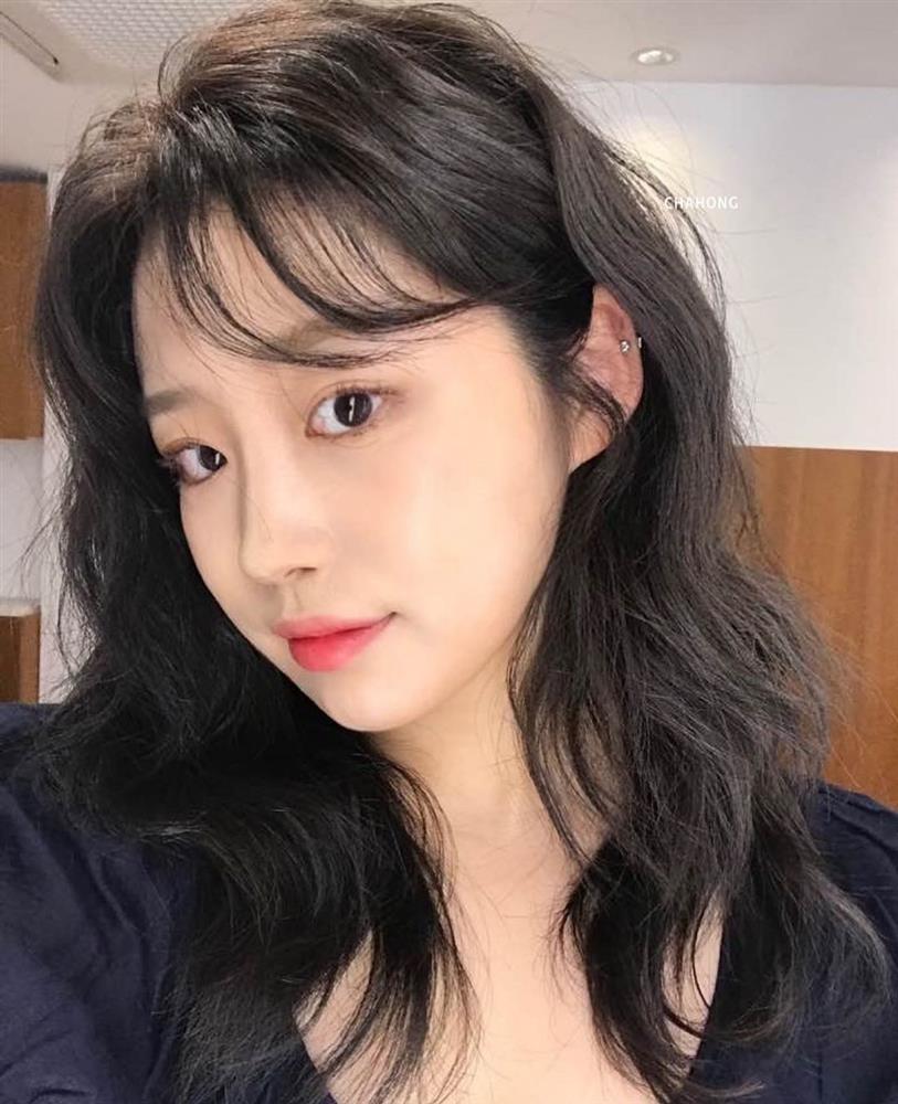 4 kiểu tóc ngắn siêu sang cho nàng U30, cắt xong mặt nhỏ đi tóc dày hơn thì tội gì không triển luôn!-12