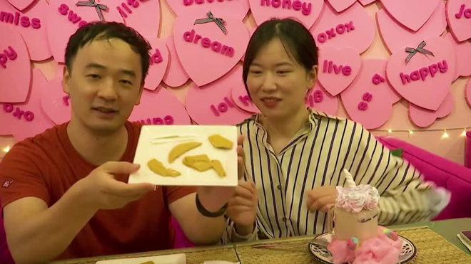 Hốt bạc với kinh doanh ăn theo phim Trò chơi con mực-3