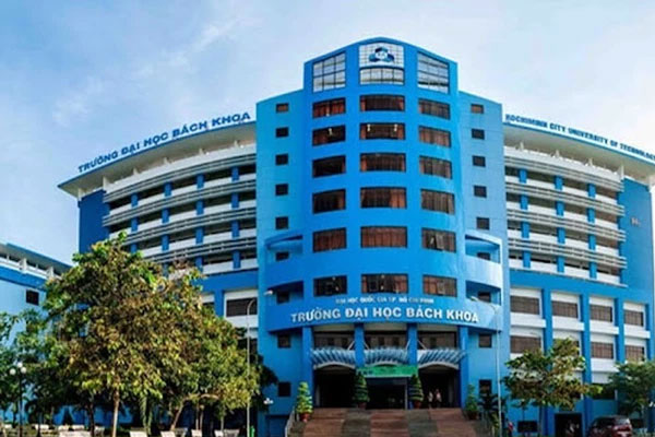 Fanpage của các trường Đại học lớn tại TP.HCM bị tấn công, đổi tên hàng loạt, có trang bị đổi thành tên bậy-10