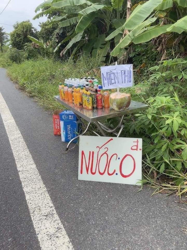 Nghĩa tình mùa dịch giữa hành trình hồi hương: Bạc Liêu 2 chai, Cà Mau 3 chai, thương lắm miền Tây ơi!-3