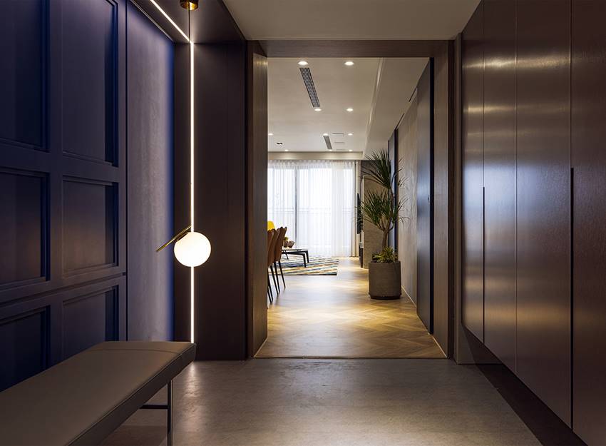 Dinh thự trang nhã của quý ông lịch lãm, mềm mại cổ điển nhưng vẫn rất gọn gàng, hiện đại-5