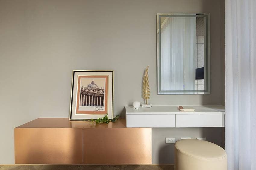 Dinh thự trang nhã của quý ông lịch lãm, mềm mại cổ điển nhưng vẫn rất gọn gàng, hiện đại-22