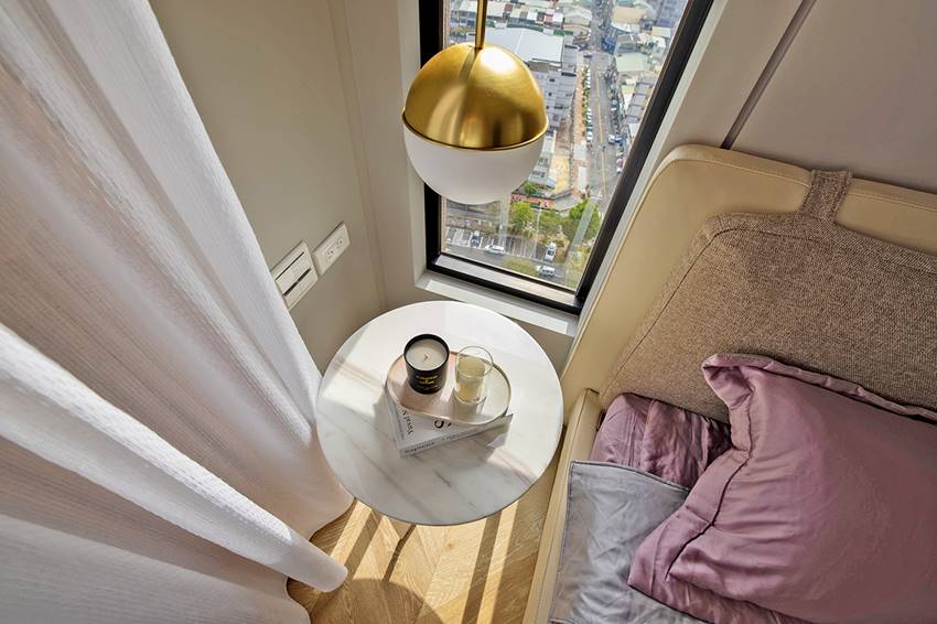 Dinh thự trang nhã của quý ông lịch lãm, mềm mại cổ điển nhưng vẫn rất gọn gàng, hiện đại-27