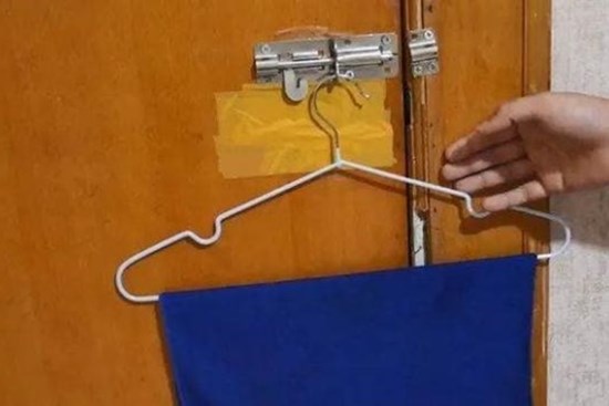 Mùa thu trước khi đi ngủ, hãy nhớ treo một chiếc khăn tắm trong phòng, nhiều người không biết, hãy học cách sử dụng nó cả đời