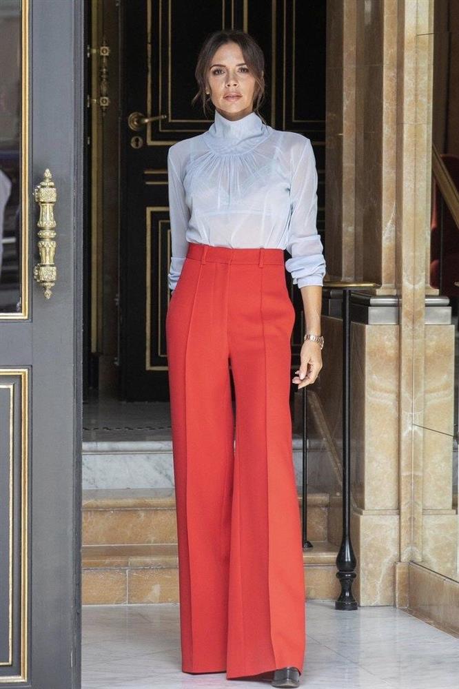 Chỉ cao 1m63, Victoria Beckham vẫn có nhiều pha hack dáng ngoạn mục nhờ 4 bí kíp-5