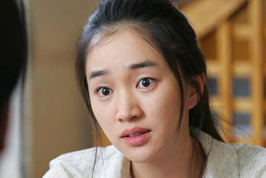 Mẹ chồng đưa 50 nghìn bắt đi mua hải sản, tôi xách về đầy một mâm kèm món quà khiến mặt bà tái xanh