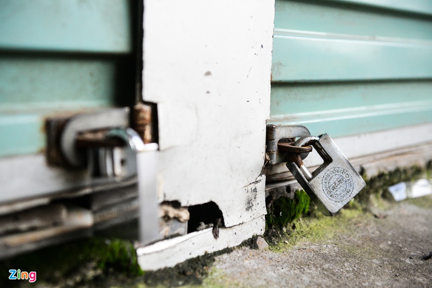 Chợ chân dài manequin vắng khách sau khi Hà Nội nới lỏng giãn cách-13