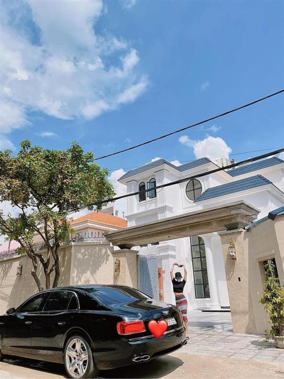 Lệ Quyên háo hức khi biệt thự ở Sài Gòn sắp hoàn thiện, nội thất chất ngập nhà-3