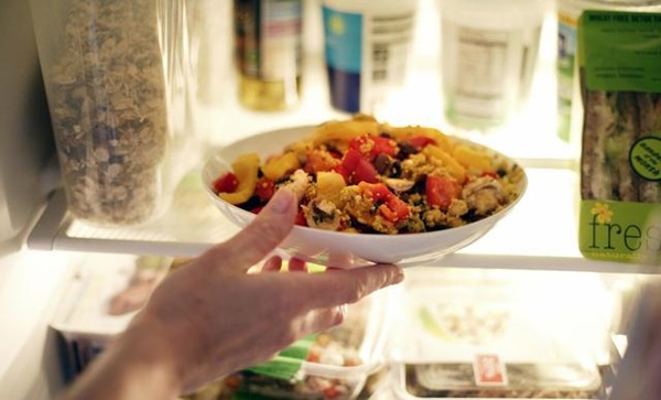 Những thói quen dùng tủ lạnh độc chết người, cần phải thay đổi gấp vì có thể sinh độc, hại thân và lãng phí dinh dưỡng-2