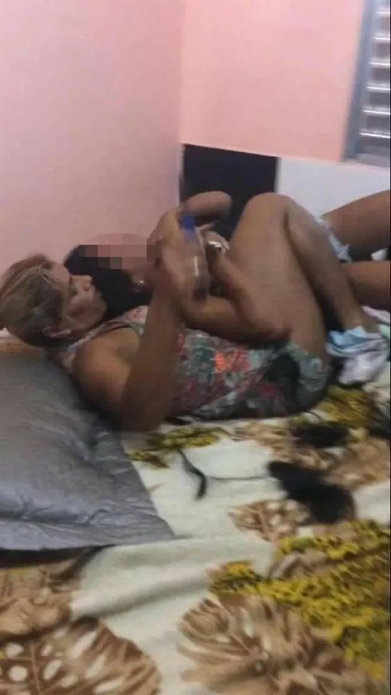 Bắt quả tang chồng ngoại tình, người phụ nữ cùng con trai thực hiện pha xử lý cồng kềnh rồi nhận kết cục bẽ bàng-1