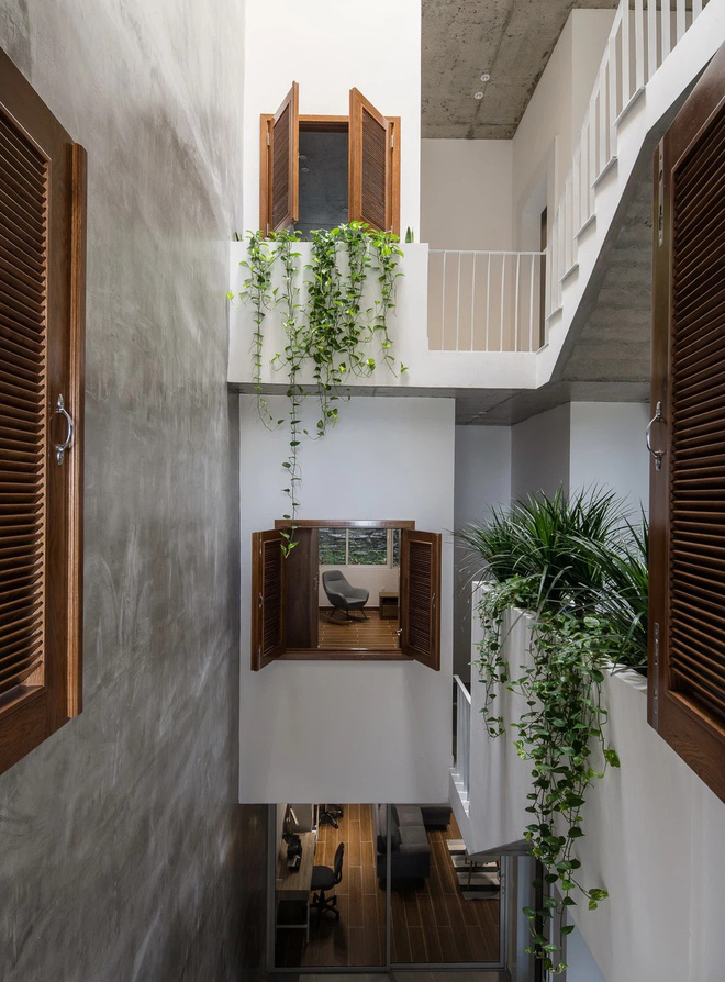 6 ngôi nhà Việt nhìn ngoài cứ ngỡ không có gì, bước vào mới bất ngờ với không gian và kiến trúc đỉnh cao-27