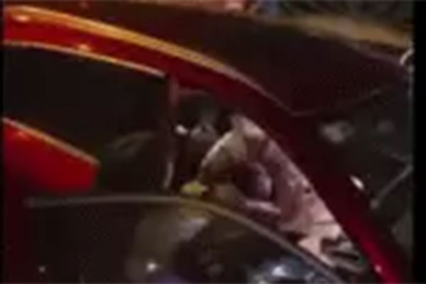 Shop quần áo có tiếng ở Hà Nội bị tấn công sau vụ đánh ghen ở Hồ Tây: Hàng loạt bình luận đòi tẩy chay, phải khóa fanpage-3