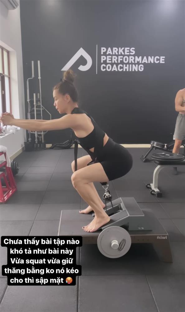 Vừa chuẩn bị come back, Hà Hồ khoe thân hình căng đét trong phòng tập-5