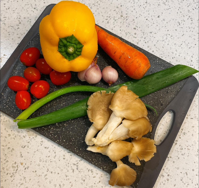 Học diễn viên Lê Phương thức đến 2 rưỡi đêm làm đồ ăn sáng cho con gái với nguyên liệu từ việc dọn tủ lạnh”-4