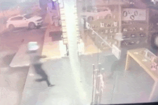 Giải mã hiện tượng bóng đè trên phương diện khoa học-1