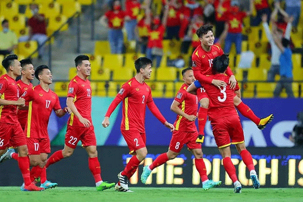 Việt Nam gặp Trung Quốc đêm nay: Hơn cả một trận đấu!