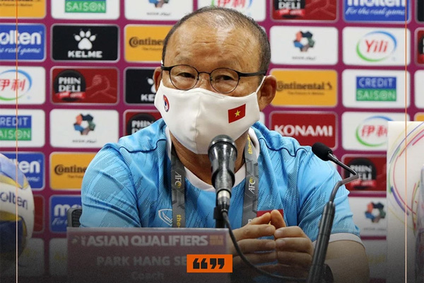 Clip: Thương quá! Nhiều cầu thủ ĐT Việt Nam bật khóc, bất lực vì thất bại đáng tiếc trước Trung Quốc-7