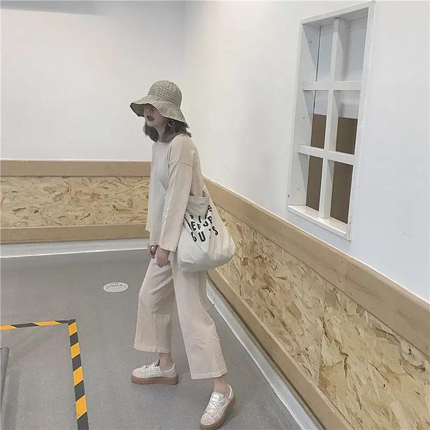 Nằm lòng công thức phối màu trang phục mùa thu đẹp như gái Hàn-5