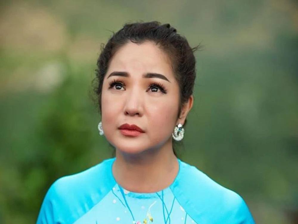 Tôi đi show, quay quảng cáo nhiều tiền hơn, mắc gì phải quay Kim Ngân để kiếm tiền-1