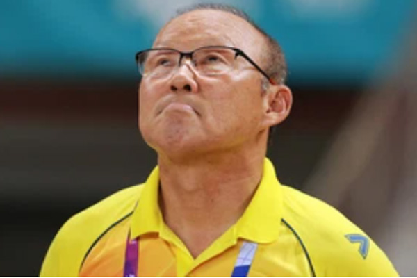 Xác minh đơn tố cáo ca sĩ Thủy Tiên: Chỉ cần chiếm đoạt từ 4 triệu trở lên là có thể bị truy cứu trách nhiệm hình sự-5