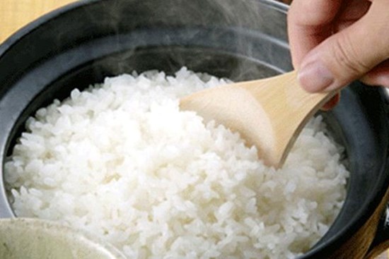 Có một thói quen khi nấu cơm được chị em rất ưa chuộng nhưng chuyên gia cảnh báo mất hết chất dinh dưỡng, thậm chí dễ mắc bệnh mãn tính