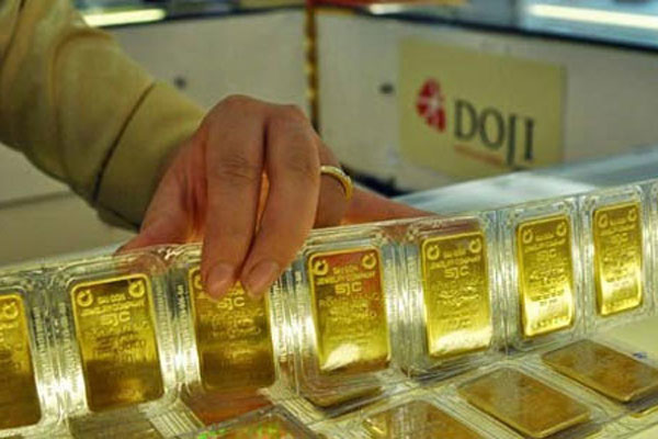 Giá vàng hôm nay 10/10: Thế giới giảm giá, trong nước ăn chênh lớn-5