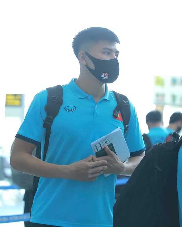 Nguyễn Thanh Bình - cầu thủ sinh năm 2000 đang hứng chịu nhiều ồn ào nhất sau trận thua Trung Quốc là ai?-6