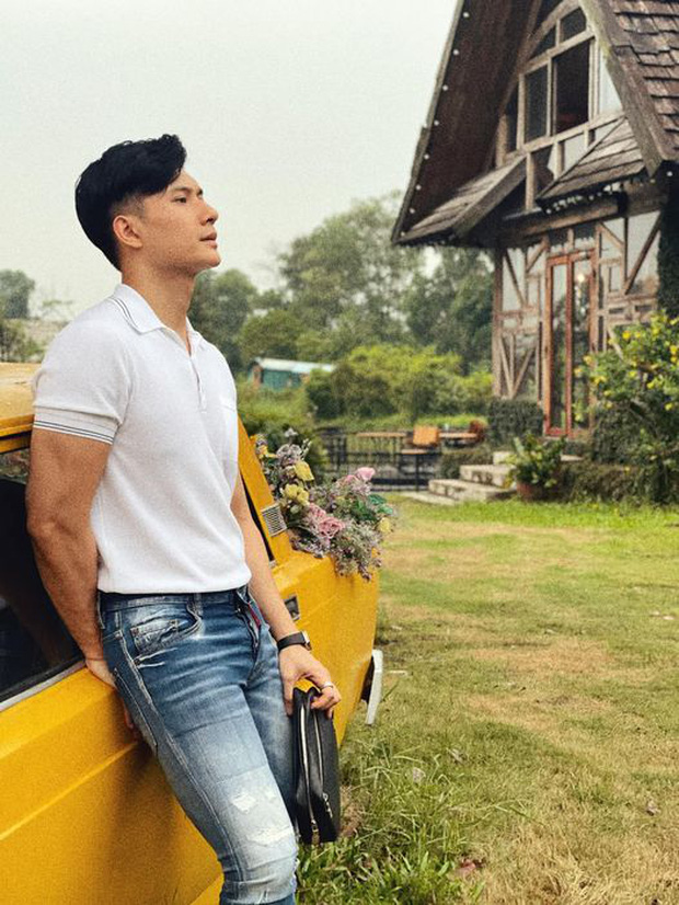 Bị công kích, gọi là bà già đang hồi xuân, Lệ Quyên đáp gắt: Nhìn em xem xách dép cho chị có xứng đáng không?-1