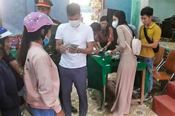 Vụ tố cáo Thủy Tiên: Nếu không chứng minh được số tiền chênh lệch phân phát từ thiện sẽ phải bồi hoàn-3