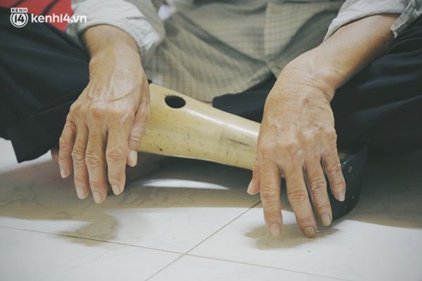 Phận đời lênh đênh trong căn nhà vé số ở Sài Gòn: Người mất vì Covid-19, người mòn mỏi đợi chuyến xe cuối cùng để về quê-16