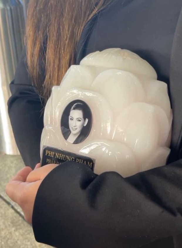 Người trong ekip Phi Nhung nghi ngờ Hồ Văn Cường bị dụ dỗ bán đứng gia đình, tiết lộ thái độ nam ca sĩ trong cuộc nói chuyện 6 tiếng?-4