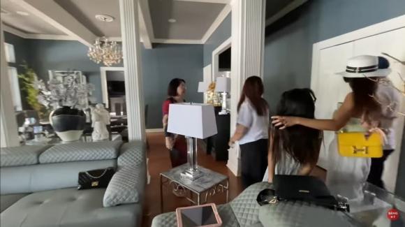 Choáng ngợp với cơ ngơi triệu đô của Hoàng hậu không đầu - NS Phượng Mai tại Mỹ-8