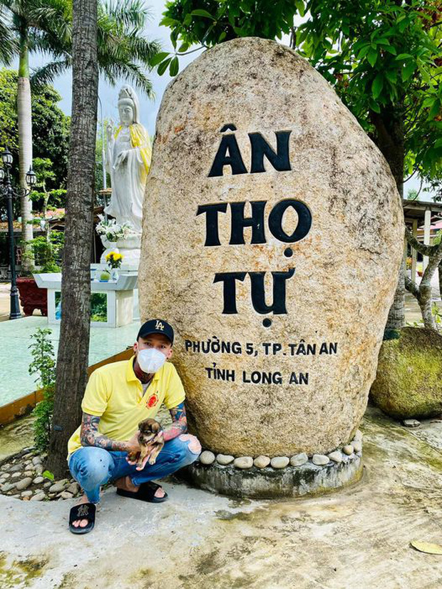 Vụ đàn chó 15 con bị tiêu huỷ: 1 chú cún may mắn sống sót, người chủ mới khẳng định sẽ tặng lại vì nó là 1 phần kỷ niệm của cô chú-1