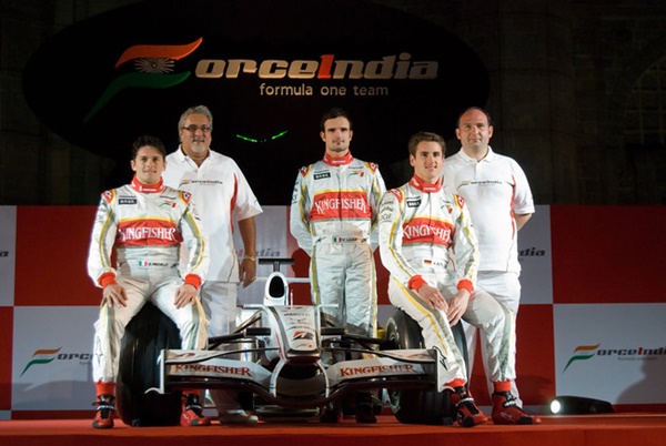 Ông hoàng ăn chơi nức tiếng một thời tự đào hố chôn mình: Tạo ra hãng bay lạc thú rồi sa lầy không lối thoát, để lại vết nhơ muôn đời-9