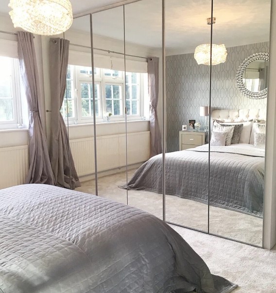 5 vị trí không nên treo gương trong nhà, không những phát tán tài lộc mà còn khiến gia chủ cảm thấy bất an-1