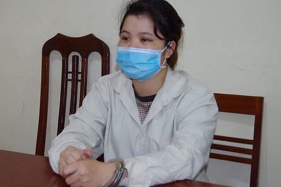 'Nữ quái' giả giọng đàn ông để 'lừa tình' người phụ nữ, chiếm đoạt 4 tỷ đồng