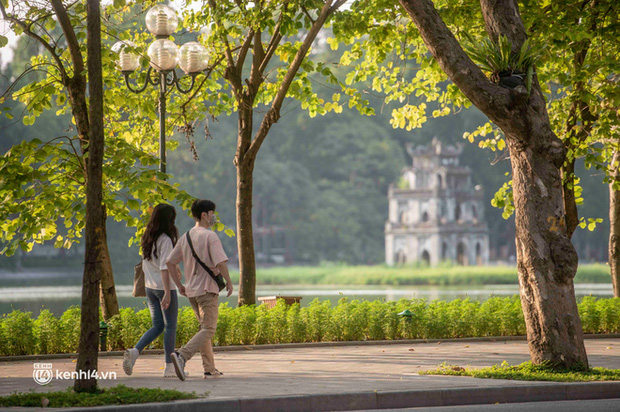 Trời Hà Nội đẹp đến độ muốn tan chảy khiến nhiều người phải thốt lên: Chỉ muốn có ai đó để hẹn hò!-5