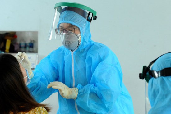 Thêm 2.939 người mắc Covid-19, TP.HCM có 1.018 ca