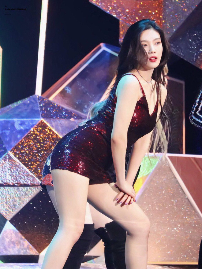 3 kiểu body idol Kpop khiến fan tranh cãi xem đâu mới là đỉnh chóp nhất: Họ mặc gì giúp tôn dáng?-14
