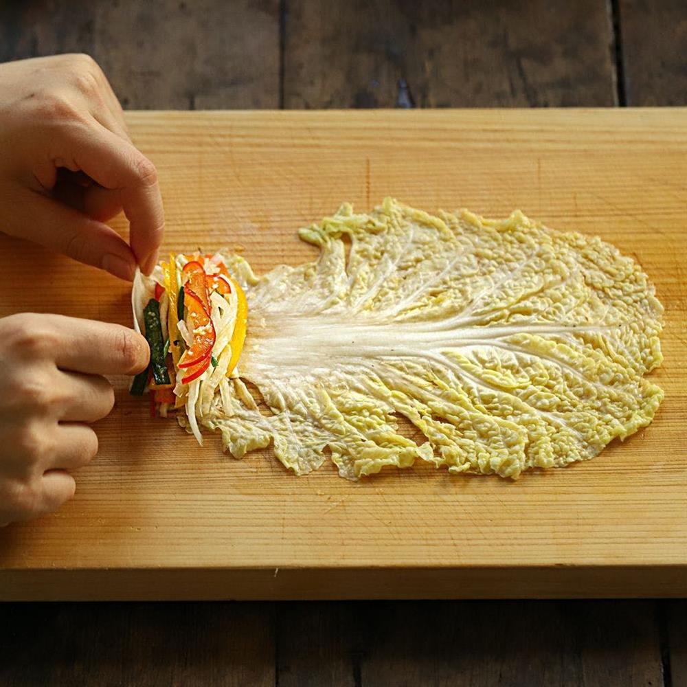 Hướng dẫn cách làm kim chi cải thảo cuộn chuẩn vị Hàn tại nhà cực đơn giản-6