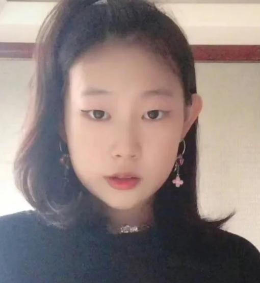 Con gái bị chế giễu ngoại hình vì giống bố, nói một câu khiến bố rơi nước mắt, diện mạo 7 năm sau như vả vào mặt những kẻ ác mồm-5