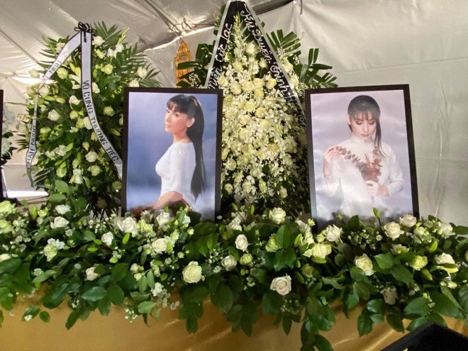 Tang lễ cố ca sĩ Phi Nhung ở Mỹ: Việt Hương khóc nức nở trong vòng tay Wendy Phạm, tiết lộ di nguyện cuối cùng của cố nghệ sĩ-57