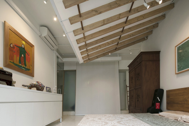 Căn hộ Quận 2 Sài Gòn làm vách nghiêng độc đáo giữa nhà, dù ở tầng 14 nhưng rộng thoáng không kém nhà mặt đất-5